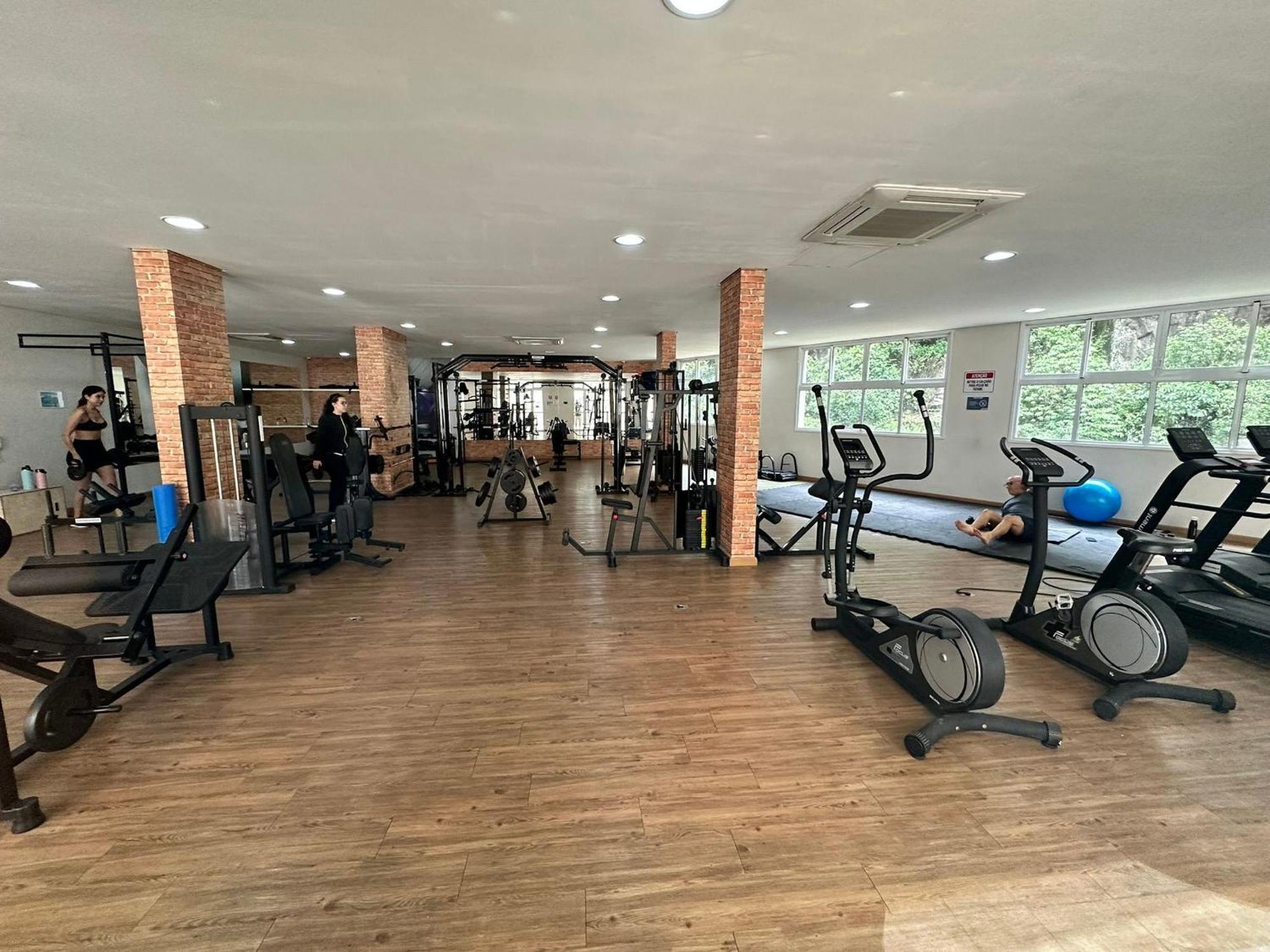 2 Quartos Em - Piscinas Ate Com Toboagua, Academia, Playground, Quadra De Tenis, Quadra Poliesportiva, Bocha E O Que Imaginar * Santos (Sao Paulo)